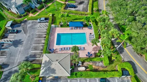 22 Stratford Drive Boynton Beach FL 33436