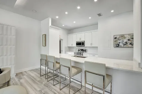 22 Stratford Drive Boynton Beach FL 33436