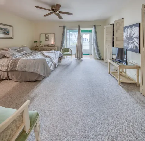 3040 Lake Osborne Drive Lake Worth Beach FL 33461