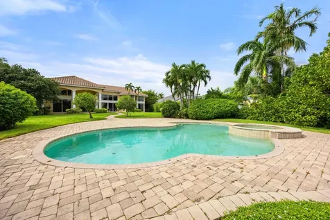 17618 Bocaire Way Boca Raton FL 33487