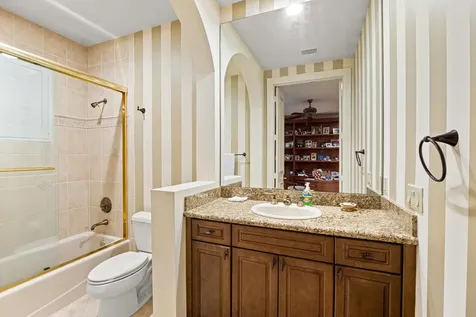 17618 Bocaire Way Boca Raton FL 33487