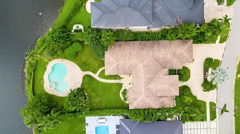17618 Bocaire Way Boca Raton FL 33487