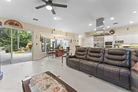 6175 Nw 32nd Avenue Boca Raton FL 33496