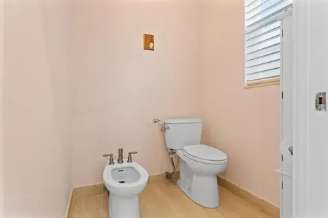 6175 Nw 32nd Avenue Boca Raton FL 33496