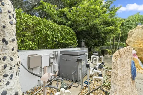 6175 Nw 32nd Avenue Boca Raton FL 33496