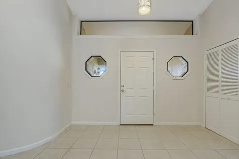 1991 Se Aires Lane Port Saint Lucie FL 34984