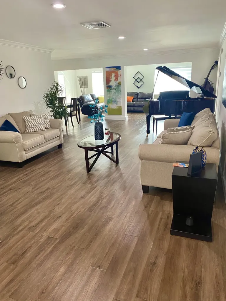 6100 Lakemont Circle Greenacres FL 33463