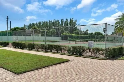 6100 Lakemont Circle Greenacres FL 33463