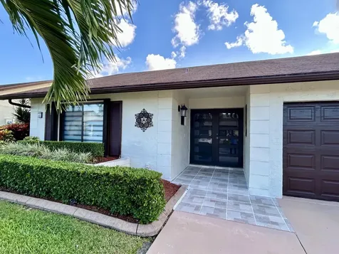 6100 Lakemont Circle Greenacres FL 33463