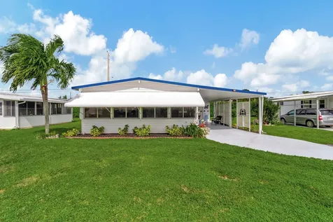 55007 Barbados Bay Boynton Beach FL 33436