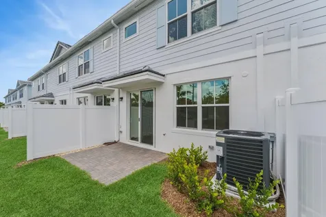 120 Se Birch Terrace Stuart FL 34997