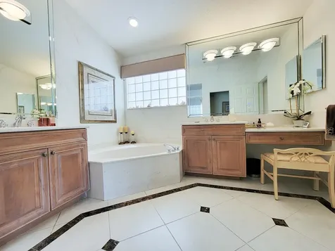 5256 Glenville Drive Boynton Beach FL 33437