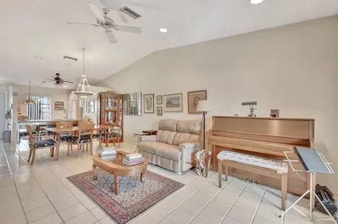 18818 Schooner Drive Boca Raton FL 33496