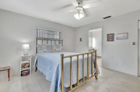 18818 Schooner Drive Boca Raton FL 33496