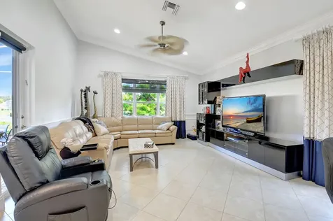 7215 Great Falls Circle Boynton Beach FL 33437