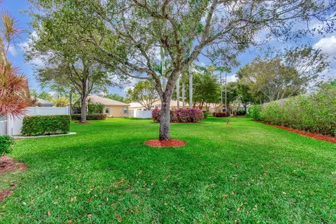 5767 Seashell Terrace Boynton Beach FL 33437