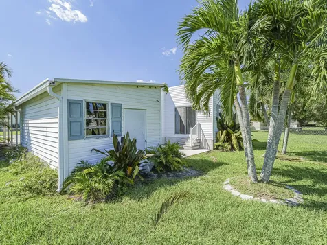 1145 Wren Circle Barefoot Bay FL 32976