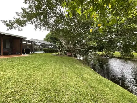 1118 Sw 26th Avenue Boynton Beach FL 33426