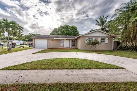 10225 Sleepy Brook Way Boca Raton FL 33428