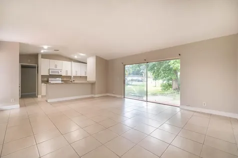 10225 Sleepy Brook Way Boca Raton FL 33428