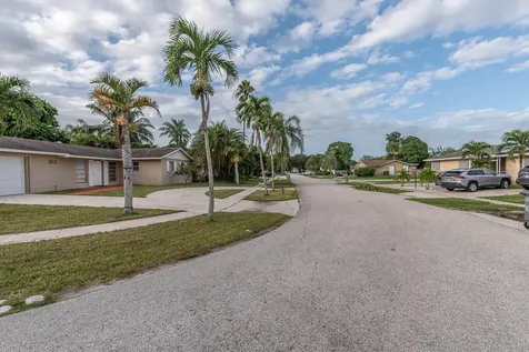 10225 Sleepy Brook Way Boca Raton FL 33428