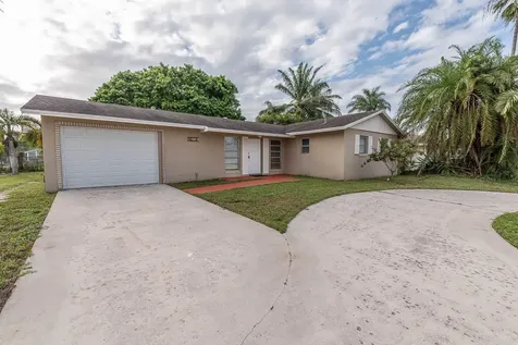 10225 Sleepy Brook Way Boca Raton FL 33428