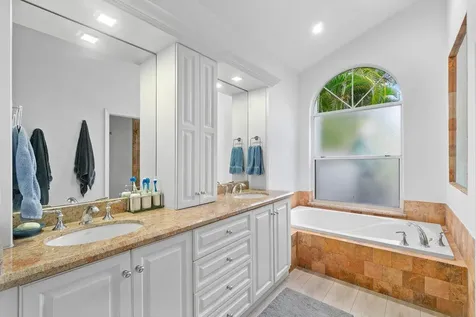 5334 Nw 21st Avenue Boca Raton FL 33496