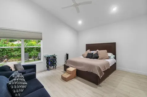 5334 Nw 21st Avenue Boca Raton FL 33496
