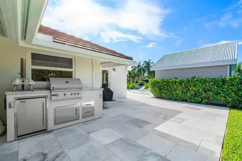 822 Sw 33rd Place Boynton Beach FL 33435