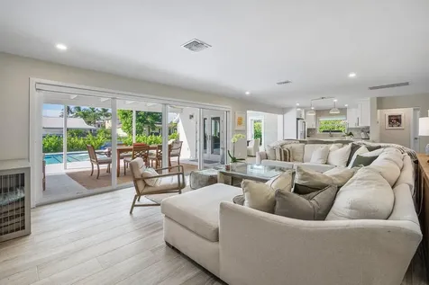 822 Sw 33rd Place Boynton Beach FL 33435