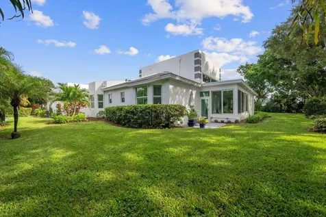 25 Sutton Drive Boynton Beach FL 33436