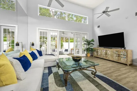 25 Sutton Drive Boynton Beach FL 33436