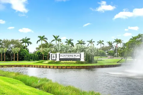 25 Sutton Drive Boynton Beach FL 33436
