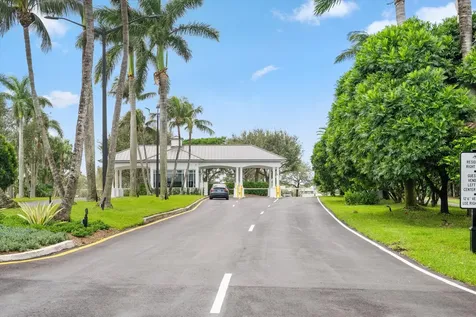 25 Sutton Drive Boynton Beach FL 33436