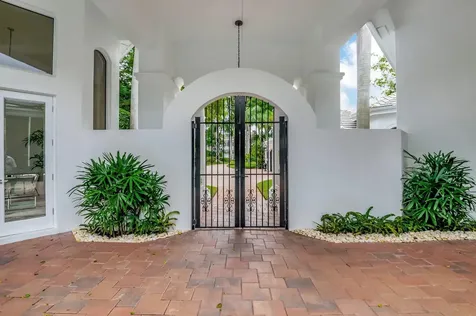 4825 Sanctuary Lane Boca Raton FL 33431
