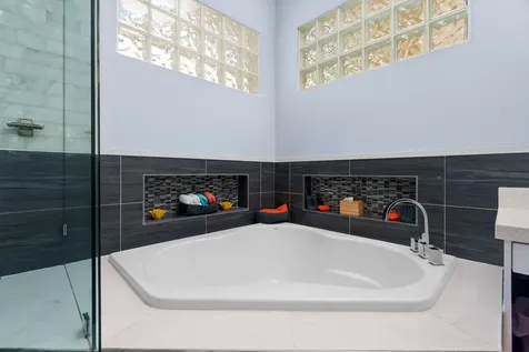 3420 Nw 51st Place Boca Raton FL 33496