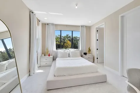 8104 Laurel Falls Drive Boca Raton FL 33496