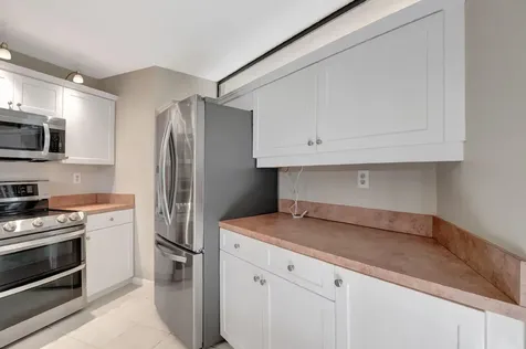 22946 Oxford Place Boca Raton FL 33433