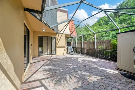 22946 Oxford Place Boca Raton FL 33433