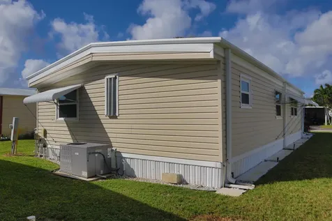 33004 Azua Bay Boynton Beach FL 33436