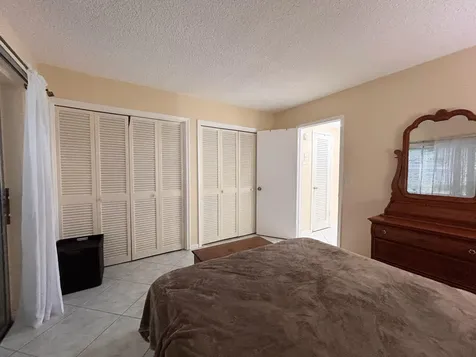350 Horizons E Boynton Beach FL 33435