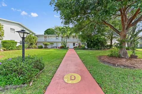 203 Ellesmere D Deerfield Beach FL 33442