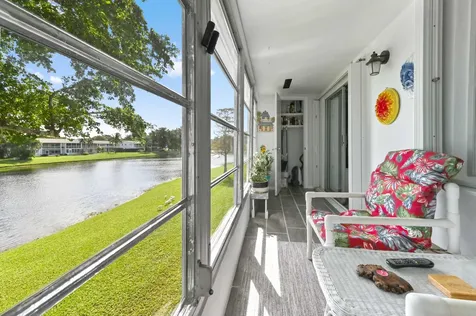 203 Ellesmere D Deerfield Beach FL 33442