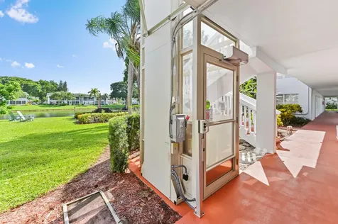 203 Ellesmere D Deerfield Beach FL 33442