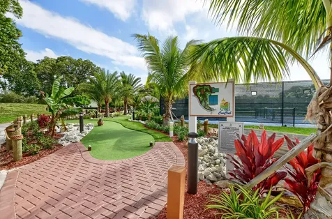 203 Ellesmere D Deerfield Beach FL 33442