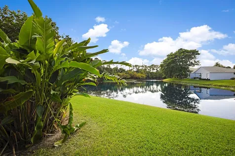 405 Harbour Pointe Way Greenacres FL 33413