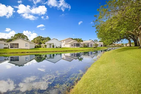 405 Harbour Pointe Way Greenacres FL 33413