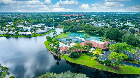405 Harbour Pointe Way Greenacres FL 33413