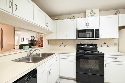 405 Harbour Pointe Way Greenacres FL 33413