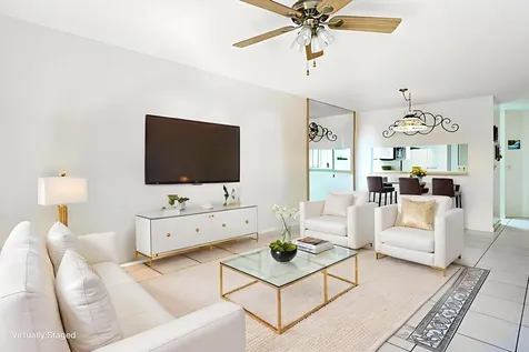 405 Harbour Pointe Way Greenacres FL 33413